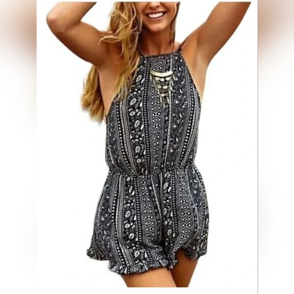 American Eagle romper shorts embellished